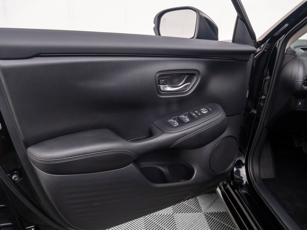New 2027 Honda HR-V EX-L image 14