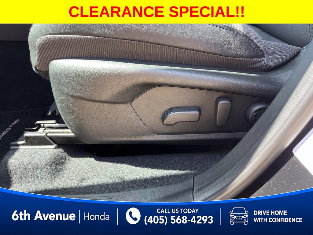 Used 2025 Subaru Forester Premium AWD/4WD image 29