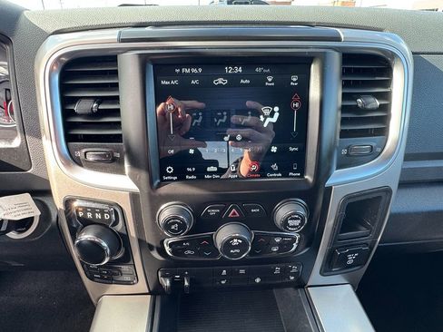 Used 2018 RAM 1500 Big Horn image 16