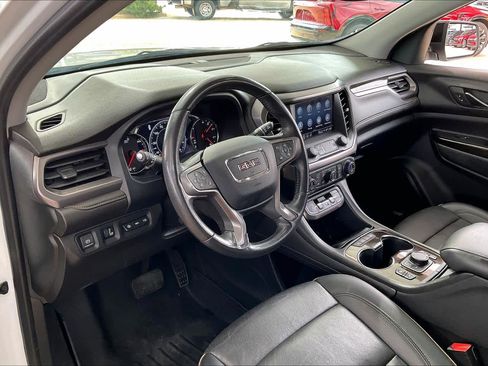 Certified 2022 GMC Acadia AT4 w/ Technology Package image 17