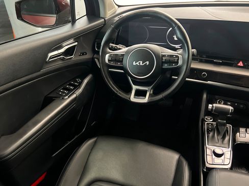 Used 2024 Kia Sportage SX FWD image 11