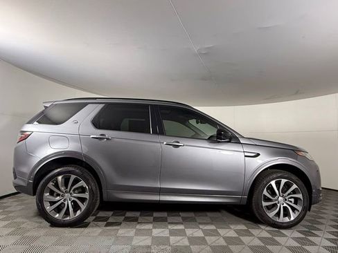 Certified 2025 Land Rover Discovery Sport S image 9