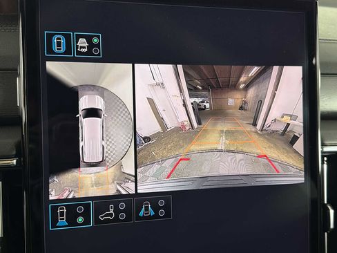 New 2026 GMC Yukon XL Denali w/ Sun & Power Step Package image 32