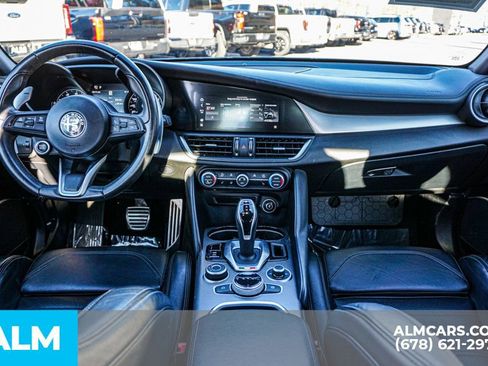 Used 2023 Alfa Romeo Giulia Veloce image 27