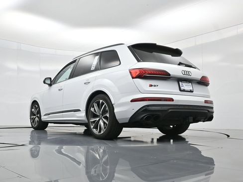 Used 2023 Audi SQ7 Prestige w/ Prestige Package AWD/4WD image 39