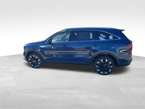 New 2025 Kia Sorento EX w/ Panoramic Sunroof Package image 5