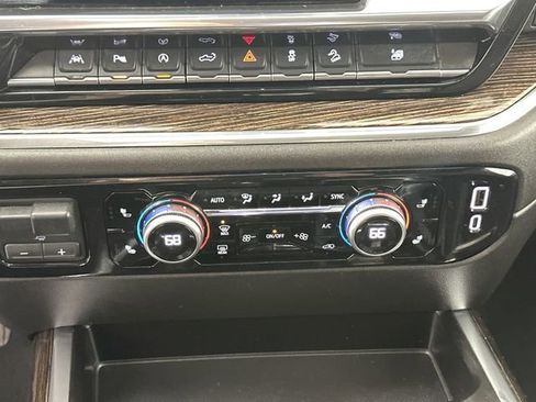 Used 2024 GMC Sierra 1500 Elevation w/ Elevation Premium Package AWD/4WD image 14