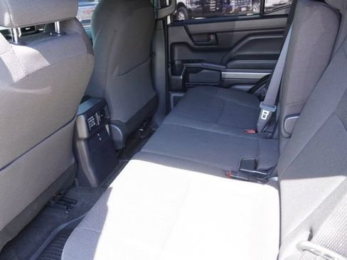 Used 2025 Toyota 4Runner SR5 AWD/4WD image 14