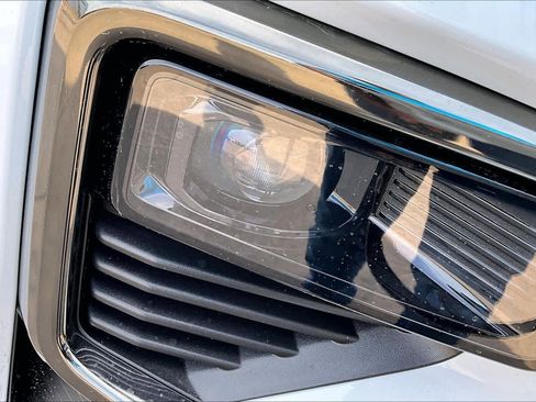 New 2026 Chevrolet Traverse Z71 w/ Driver Confidence Package image 14