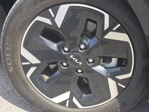 Used 2023 Kia Niro Wave w/ Wave Preserve Package FWD image 10