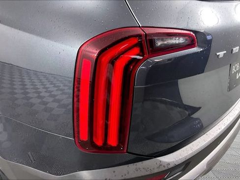 Used 2020 Kia Telluride EX w/ EX Premium Package FWD image 21