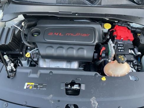 Used 2021 Jeep Compass Limited w/ Sun and Sound Group image 27