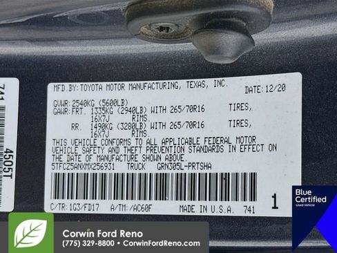 Used 2021 Toyota Tacoma TRD Off-Road w/ Technology Package image 32