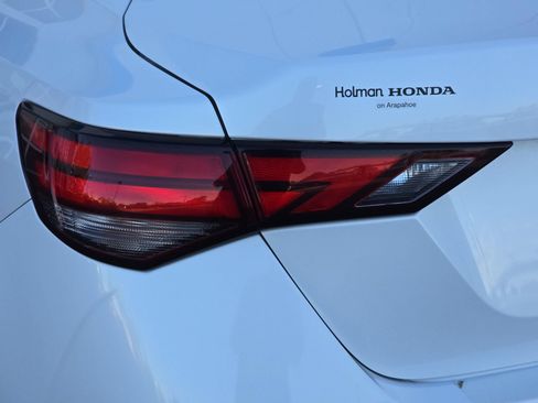 Used 2020 Nissan Sentra SV FWD image 34