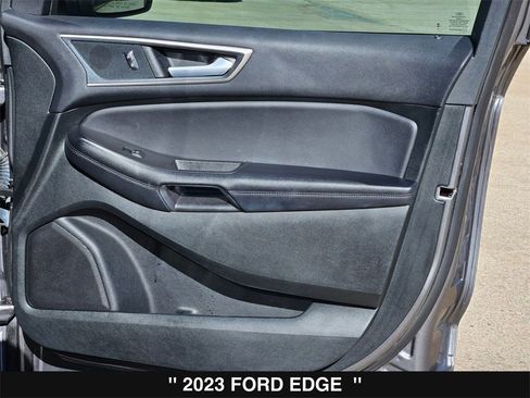 Used 2023 Ford Edge SEL w/ Convenience Package image 30