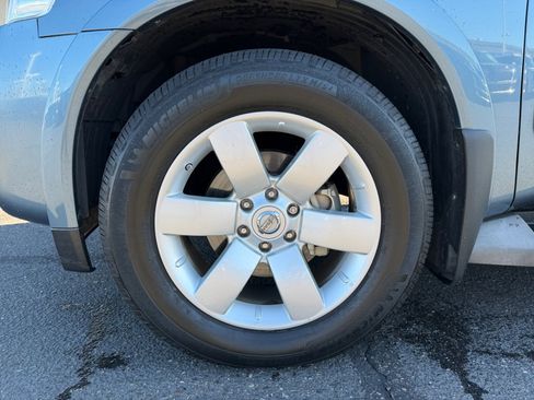 Used 2011 Nissan Armada SL image 26