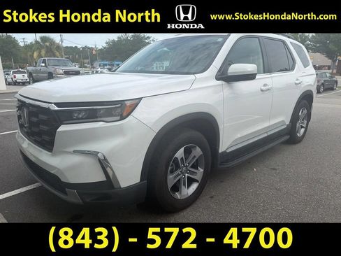 Certified 2025 Honda Pilot EX-L image 1