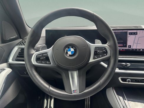 Used 2024 BMW X5 xDrive40i w/ M Sport Package AWD/4WD image 23