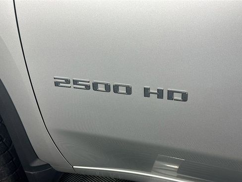 Used 2021 Chevrolet Silverado 2500 LTZ w/ LTZ Premium Package image 26