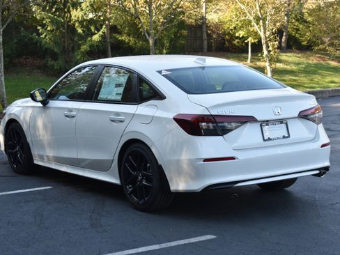 New 2025 Honda Civic Sport image 5