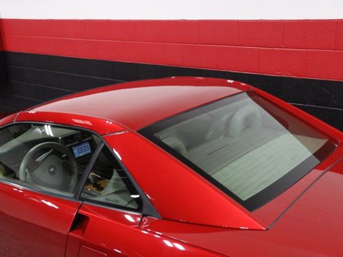 Used 2005 Cadillac XLR RWD image 26