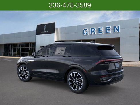 New 2026 Lincoln Nautilus Reserve image 4