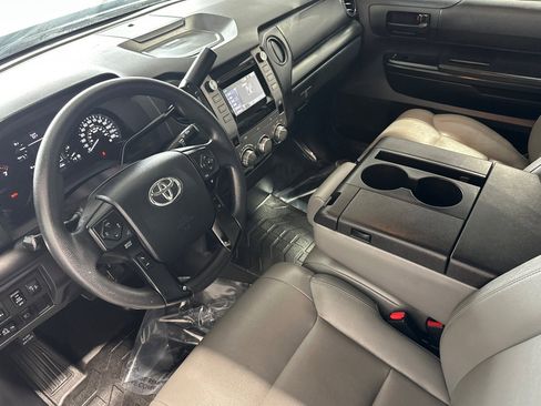 Used 2019 Toyota Tundra SR image 10