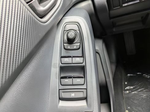 Certified 2025 Subaru Crosstrek 2.0i Premium AWD/4WD image 21