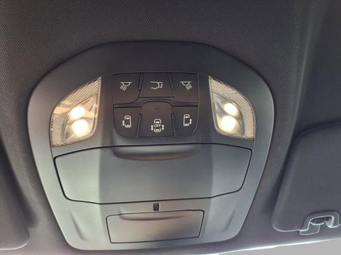 New 2026 Chrysler Pacifica Select image 15