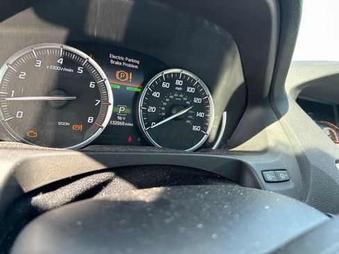 Used 2018 Acura TLX w/ Technology Package FWD image 7