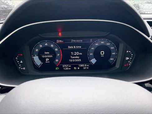 Certified 2024 Audi Q3 2.0T Premium image 26