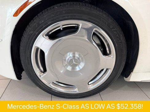Used 2022 Mercedes-Benz S 500 4MATIC w/ AMG Line Package image 26