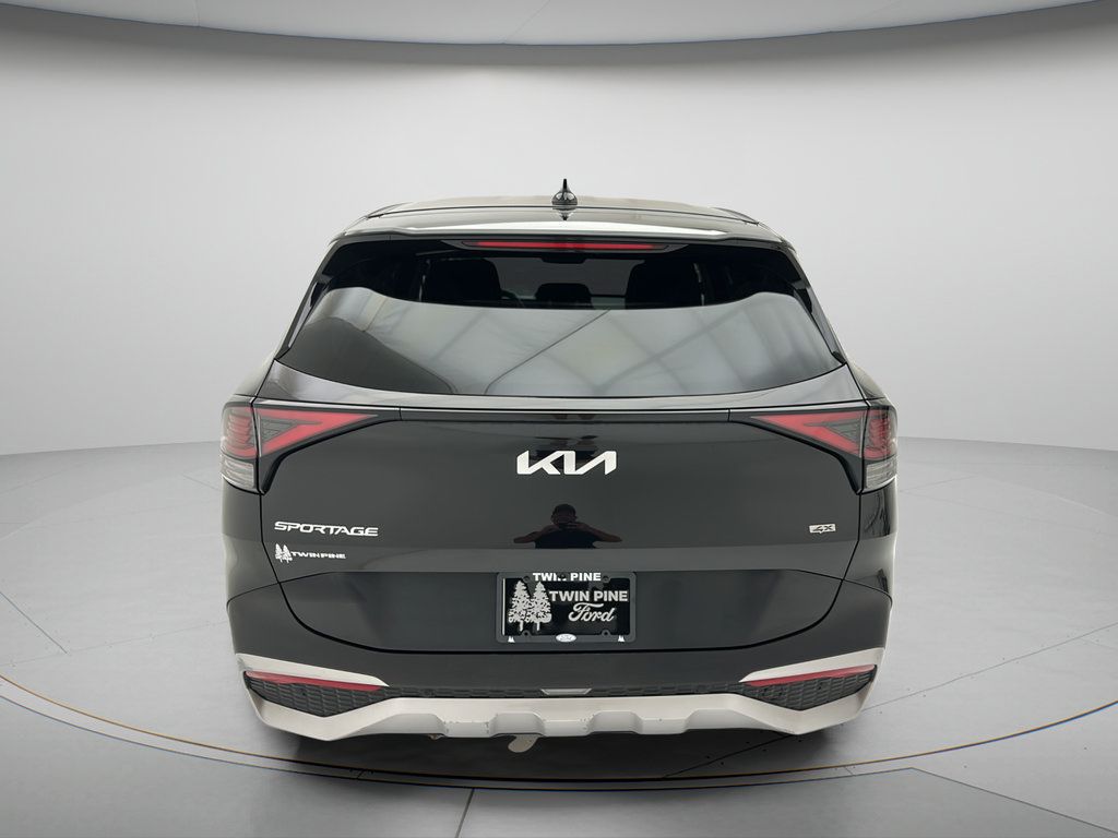 Used 2023 Kia Sportage LX AWD/4WD image 7
