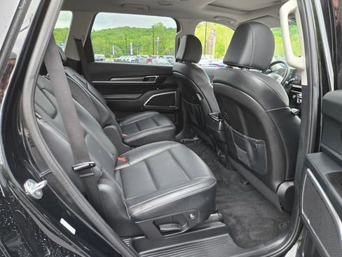 Used 2025 Kia Telluride S AWD/4WD image 20