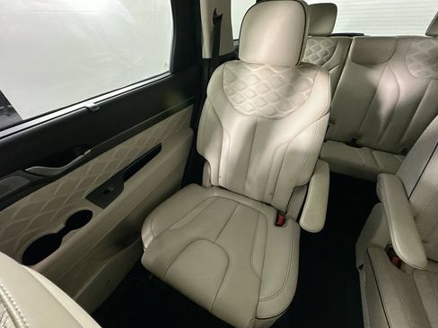 Used 2020 Hyundai Palisade Limited FWD image 12