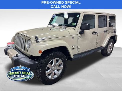Used 2017 Jeep Wrangler Unlimited Sahara w/ Connectivity Group image 1