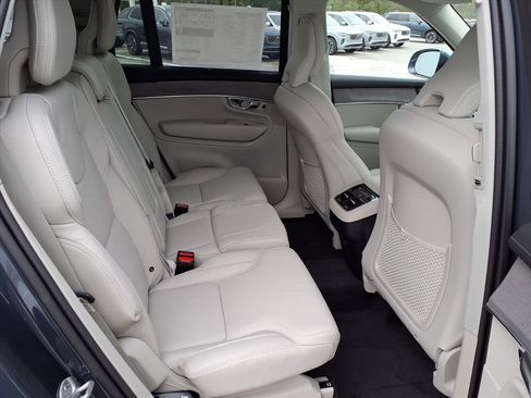 New 2026 Volvo XC90 B6 Ultra w/ Protection Package image 10