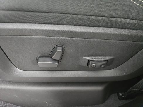 New 2026 RAM 3500 Big Horn AWD/4WD image 23