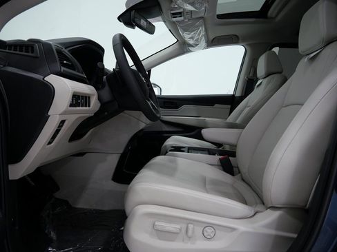 New 2026 Honda Odyssey EX-L image 12
