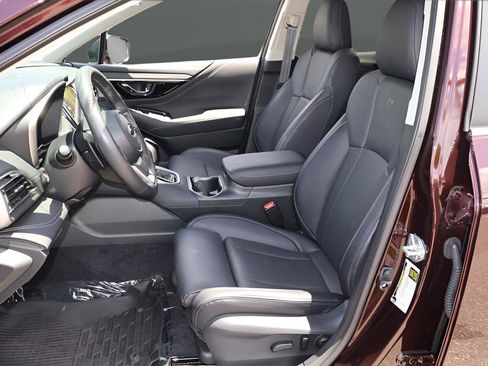 Certified 2025 Subaru Outback Limited AWD/4WD image 14