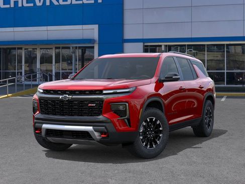 New 2026 Chevrolet Traverse Z71 w/ Enhanced Driving Package image 6