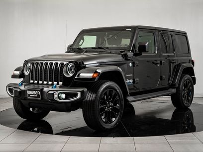 Used 2023 Jeep Wrangler Unlimited Sahara w/ Cold Weather Group