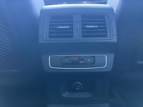 Used 2020 Audi Q5 2.0T Premium w/ Convenience Package image 45