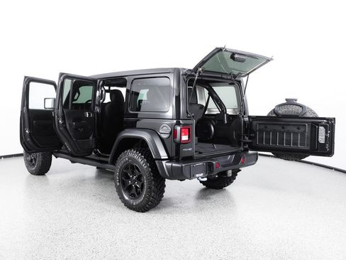 Used 2023 Jeep Wrangler Unlimited w/ Sun & Screen Package AWD/4WD image 15