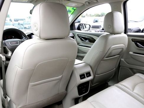 Used 2020 GMC Terrain Denali w/ Denali Premium Package FWD image 23