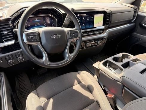 Used 2024 Chevrolet Silverado 1500 LT Trail Boss w/ Protection Package AWD/4WD image 8