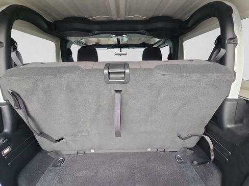 Used 2023 Jeep Wrangler Sport AWD/4WD image 26