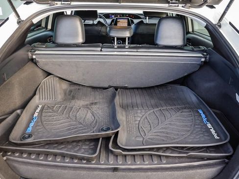 Used 2020 Toyota Prius Prime XLE image 26