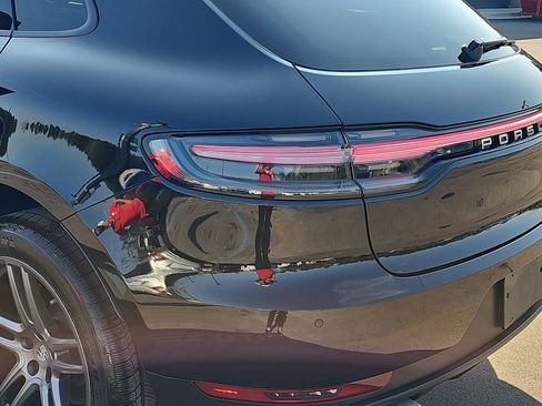 Used 2019 Porsche Macan image 39