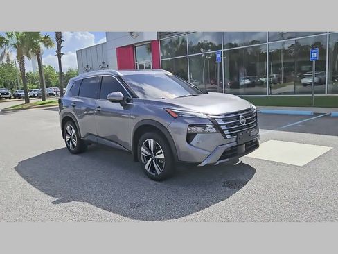 Used 2025 Nissan Rogue SL w/ SL Premium Package AWD/4WD image 18